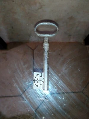  Ancienne clé en fer Marine ? Eglise ? XIX ème - Photo 1/4