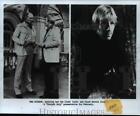 1990 Press Photo The Octagon Starring Lee Van Clef And Chuck Norris - Cvb19780