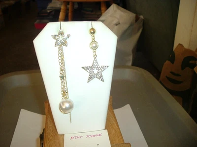 MISS-MATCHED STARS PEARLS GOLD CHAINS CELESTIAL Betsey Johnson Pierced EARRINGS - Image 1 of 4