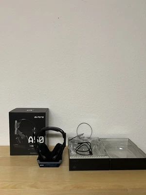 Astro A50 Gen 4 für PC und PS4 mit Optischem Kabel, USB-Kabel und OVP - Bild 1 von 4