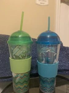 Sea World / Buschgarten Sammlerstück Brunnen Trinkbecher Konvolut 2 - Bild 1 von 9