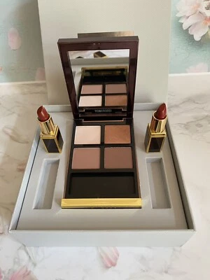 Juego de sombras de ojos Tom Ford 31 Sous Le Sable y 2 mini lápiz labial 16 y 80 de lujo nuevo en caja Foto 1 de 4