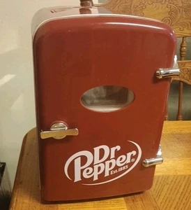Dr Pepper, Portable 6-Can Mini Personal Fridge Cooler, MIS135DRP, Tested & Works - Picture 1 of 11