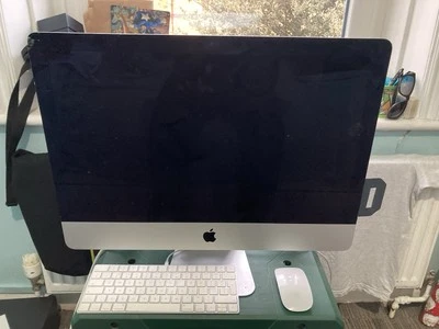 Apple iMac 21.5-inch All-in-One Desktop Computer Mid 2014 - Image 1 of 4