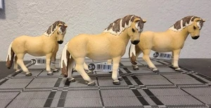 Juguetes de animales Fjord Mare Schleich vintage abovedados nuevos como nuevos etiquetados - Imagen 1 de 1