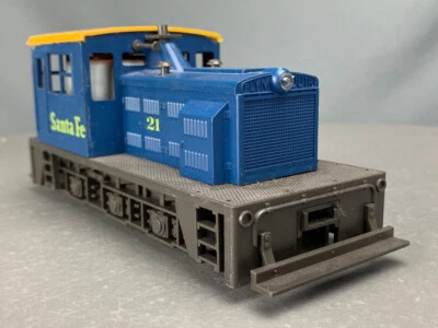 O Scale Atlas 2-Rail WDT Switcher Locomotive Santa Fe #21  LZ O1181 - Image 1 of 4