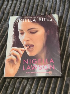 Nigella Bites: From Family Meals to Elegant Dinners-HARDCOVER - Picture 1 of 7