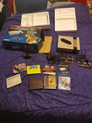 Nintendo NES Console Challenge Set Super Mario Bros 3 NES NOT WORKING!  - Image 1 of 4