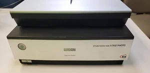 Epson Perfection V700 Photo Flatbed Document Scanner GRADE A! - Picture 1 of 14