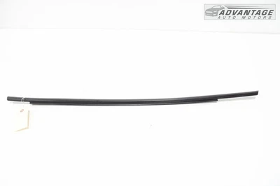 2021-2024 HYUNDAI ELANTRA PUERTA TRASERA DERECHA PANEL VENTANA CINTURÓN MOLDURA OEM Foto 1 de 4