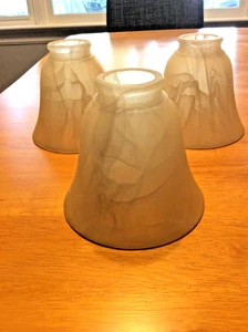 Beige & weiße Linien Alabasterglas Lampenschirme - 2 Zoll Loch oben - schwer & schön - Bild 1 von 4