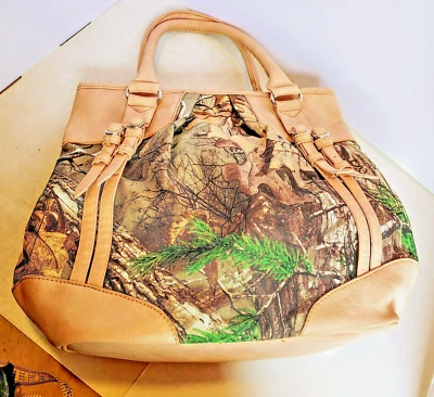 Bolso de Mano/Cartera Real Tree Camuflado Gran Tamaño 13" X 15"- Excelente Forma Foto 1 de 4