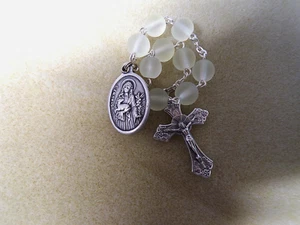 St Agnes Chaplet - 8 mm Frosted Crystal Glass Beads Silver Ox Medals - Picture 1 of 5