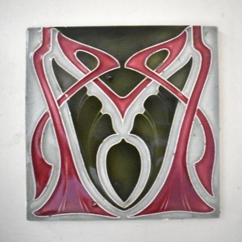 C.1905 German Art Nouveau Floral Relief Tile - Tonwerk Offstein Cover