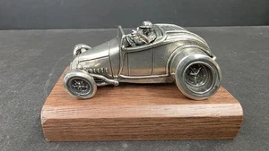 ED "BIG DADDY" ROTH, "RAT FINK STYLE 1932 32 FORD PELTRO SU BASE NOCE DC - Foto 1 di 8