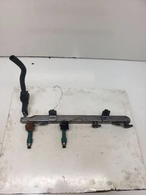 Piezas de inyección de combustible inyector de combustible 2,4 L compatible con 09-13 VITARA 757462 Foto 1 de 4