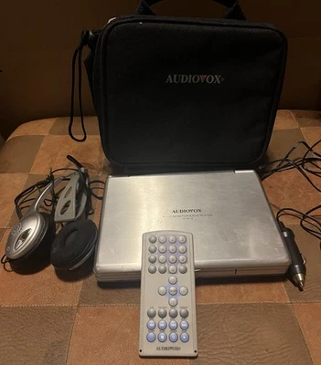 Tested: Audiovox D1812 Portable DVD Player 8" LCD Monitor with Bag and 1 Cord - Image 1 of 4