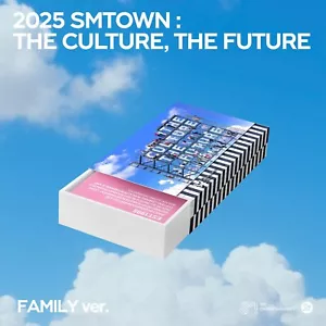 SMTOWN 2025 LA CULTURA LA FUTURA FAMILIA Ver. Tarjeta QR + tarjeta 65p + mini póster + regalo - Imagen 1 de 2
