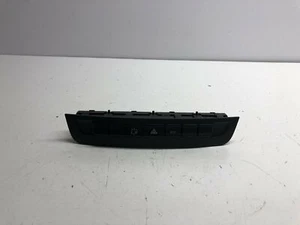 MERCEDES-BENZ A W176 INTERRUTTORE COMANDO PANNELLO A2469052001 2013 RHD - Foto 1 di 9