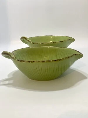 Juego de 2 Ensaladeras Cerámica Granero Hoja Tropical Verde Forma Hoja con Venas Foto 1 de 4