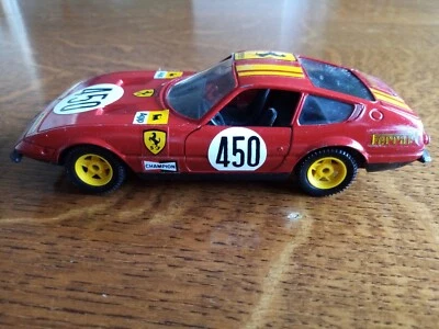 POLISTIL modello automobile  vintage FERRARI 365 GTB 4 DAYTONA rossa scala 1:25 - Immagine 1 di 4