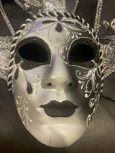 Masqarae Lady Harlequin Jester Mask – Silver & Black Glitter Venetian Style NWT - Picture 1 of 4