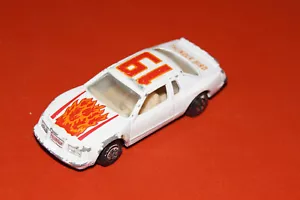 Yatming - 1033 Thunder Bird weiß - Picture 1 of 3
