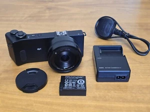 Sigma DP1 Quattro Foveon Sensor X3 29MP Digital Camera - M2491 - Picture 1 of 13