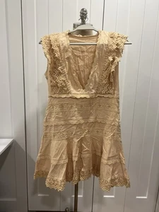 Vestido de encaje con costuras recortadas Sime M - Imagen 1 de 8
