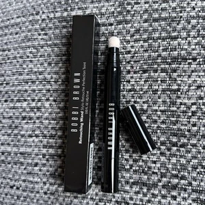 Bobbi Brown Retouching Wand - Shade Porcelain - Picture 1 of 4