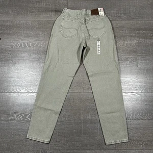 Jeans donna vintage Lee rivettati relaxed fit taglia 8 M verde salvia nuovi con etichette gamba affusolata - Foto 1 di 6