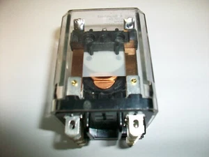  POTTER & BRUMFIELD 24V. AC..KUP-11A15F-24 DPDT RELAIS - Bild 1 von 3