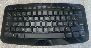 BLACK MICROSOFT ARC KEYBOARD 1392 - QWERTY KEYS - FRENCH - NO RECEIVER - Picture 1 of 3