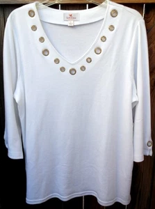 NWOT ๐ฅ๐ QUACKER FACTORY ๐๐ฅ 3/4 Sleeve Embellished White Top Stretch L - Picture 1 of 3