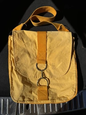 Bolso de hombro vintage philippe salvet color amarillo mostaza hecho en Francia Foto 1 de 4