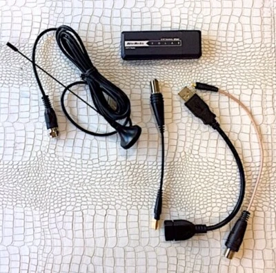 Rare New Never Used AverMedia Volar HDTV USB TV Tuner. ATSC, Clear QAM A868 - Image 1 of 4