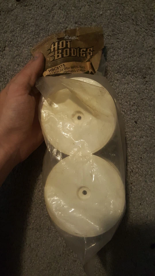 Rueda de plato blanca Hot Bodies Hbc8175 nueva Foto 1 de 4