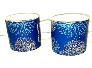 2016 Starbucks Coffee Set Matte Blue Flowers 2 Stackable Ceramic Mugs 12 oz - Imagen 1 de 5