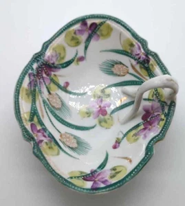 Antique Hand Painted Moriage NIPPON Floral Trinket Or Soap Dish Porcelain - Picture 1 of 7