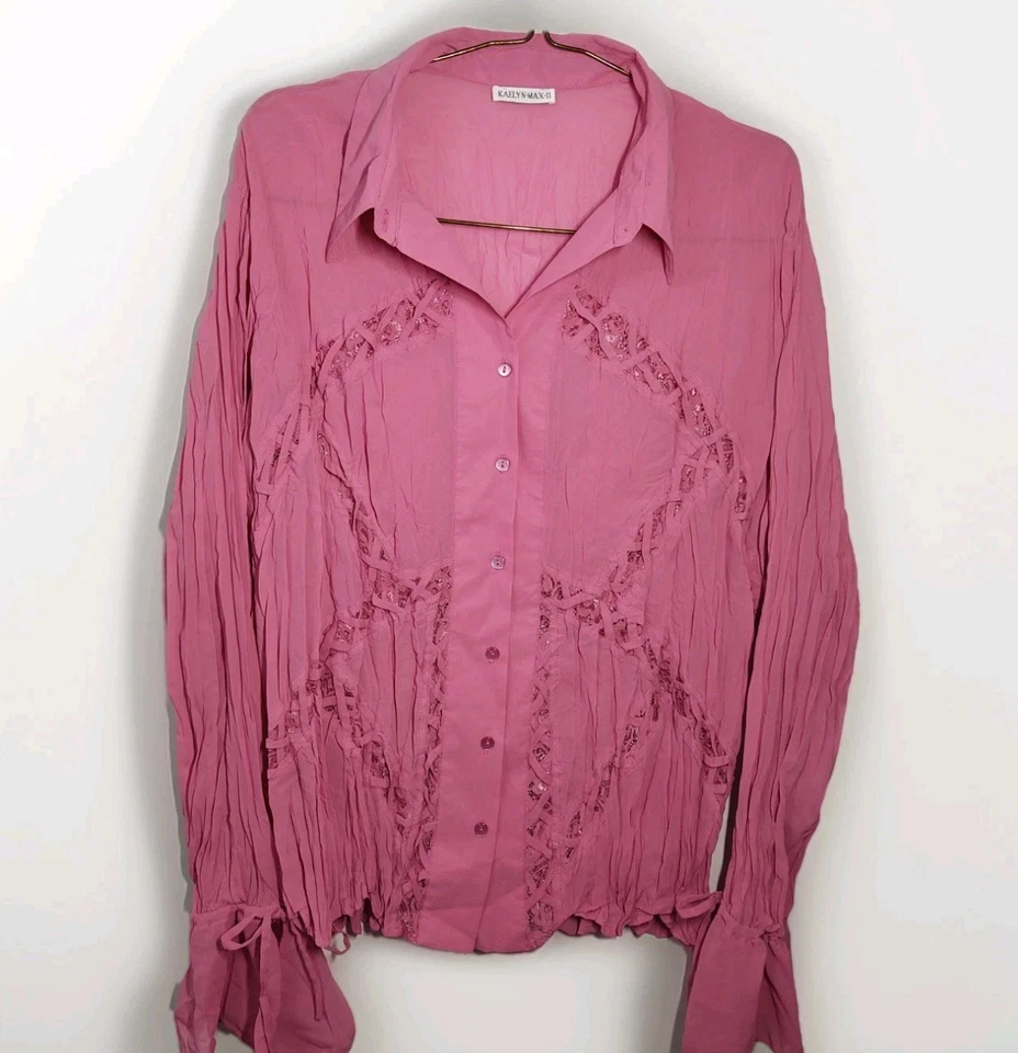 NUEVO CON ETIQUETAS Kaelyn-Max-II Para Mujer 2X Recortes de Encaje Arrugado Rosa Manga Flutter Foto 1 de 4