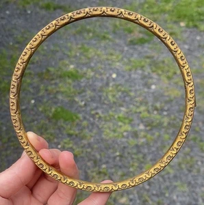 5-13/16" Messing Ring mit Scharnier für Kunstprojekt Rahmen Uhren verziert gestempelt Regency - Bild 1 von 8