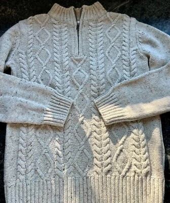 Suéter tejido con cable Gymboree para niños usado en excelente estado 1/4 cremallera talla 7-8 Foto 1 de 4