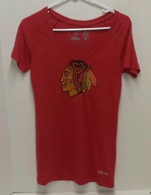 Camiseta Chicago Blackhawks Patrick Kane #88 CCM Distressed - Para mujer Talla Mediana Usada en Excelente Condición Foto 1 de 4