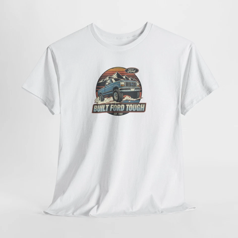 Camiseta Ford Tough Truck construida | Camiseta gráfica Ford Pickup atardecer vintage Foto 1 de 1