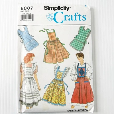 Simplicity Crafts 9807 Apron Set Ruffle Full Apron Button Back One Size UNCUT - Image 1 of 4