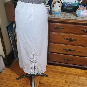 1950s Formal Maxi Slip: Floral Lace, Back Slit, Anti-Cling, Off-White, Medium - Picture 1 of 8