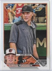 2023 Topps Chrome - Variazione immagine Gunnar Henderson #2 rifrattore (RC) - Foto 1 di 3