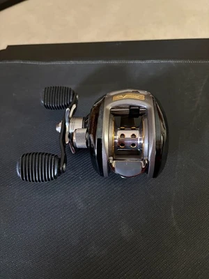 Bass Pro Johnny Morris Signature Series Bait Casting Reel (Left Hand)  - Image 1 of 4