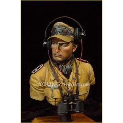 Dak Panzer Officerbuste Personaggio Officer 1/10ème Young Miniatures Ym1 - Immagine 1 di 4