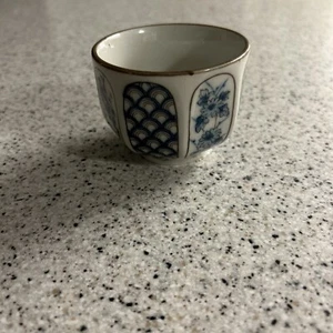 ONC Japan Hand Painted Small Bowls G6 - Picture 1 of 6